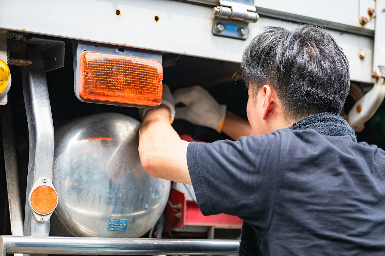 松栄産業株式会社